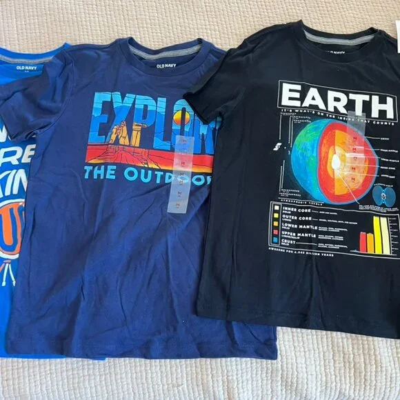 BUNDLE Old Navy Boys Sz 8 Shirts Sweaters Long Sleeves 15 Piece Set Mixed Brands - Picture 6 of 7